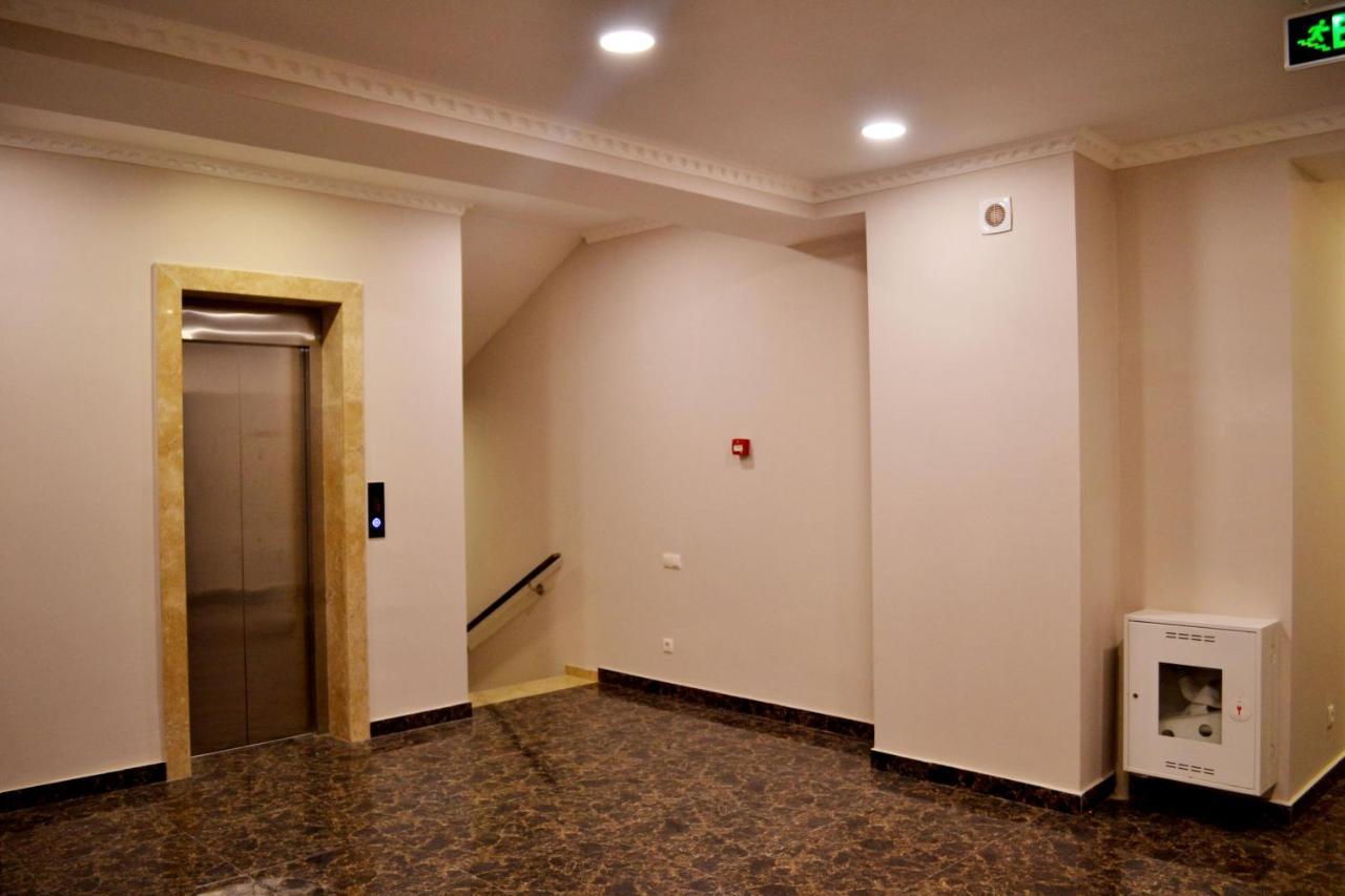 Three Penguins Hotel Bakuriani Exterior photo